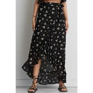 American Eagle AEO Black Floral Ruffle Wrap Maxi Skirt XS